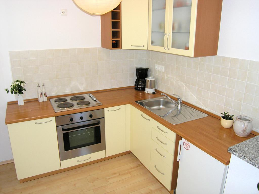 Apartments Dagmar Đảo Krk Ngoại thất bức ảnh