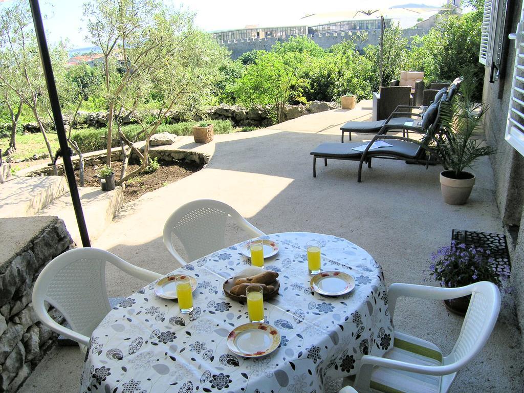 Apartments Dagmar Đảo Krk Ngoại thất bức ảnh